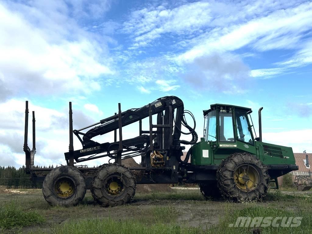 John Deere 1110 D Форвардери