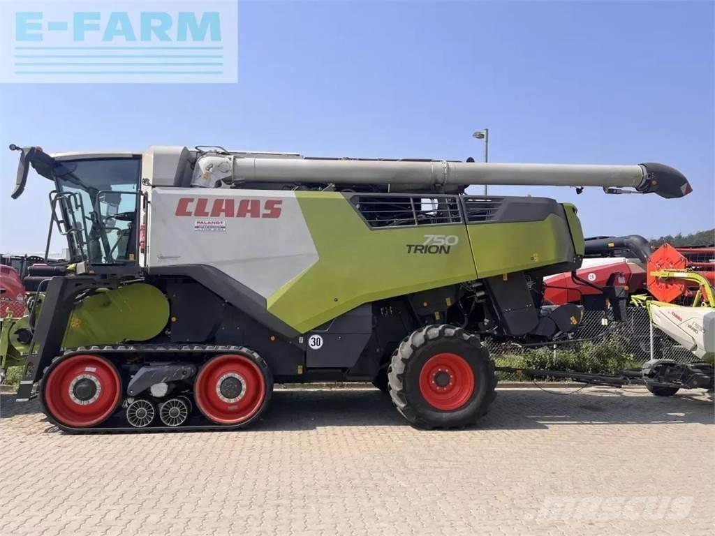 CLAAS trion 750 tt Зернозбиральні комбайни