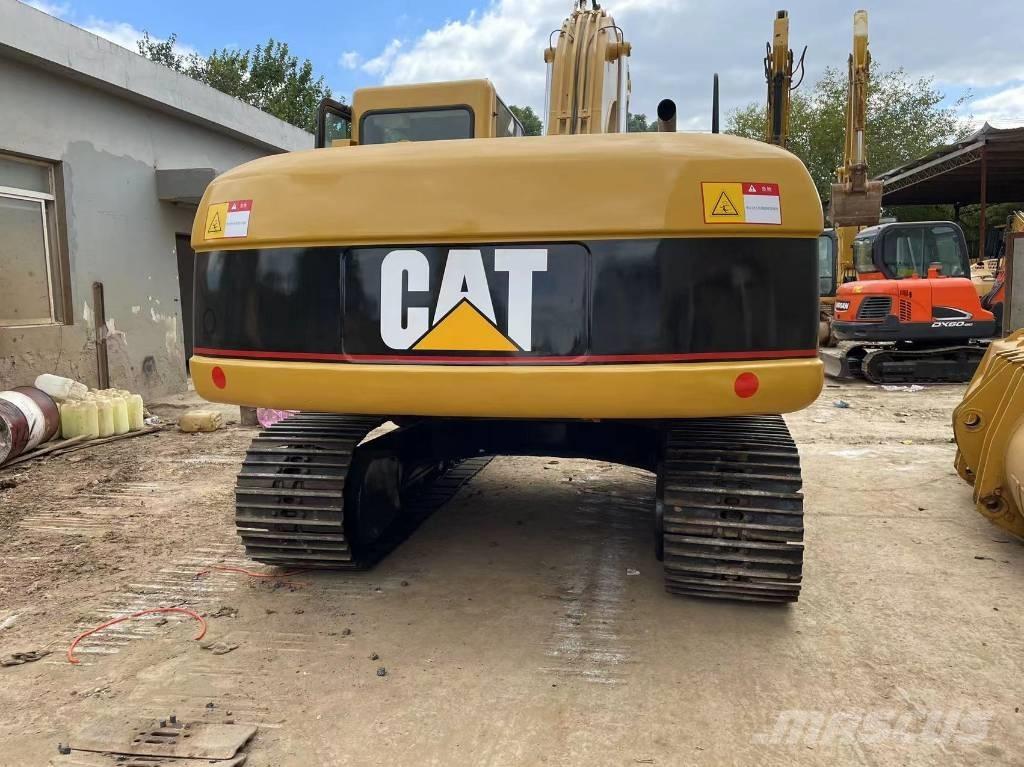 CAT 320C Гусеничні екскаватори