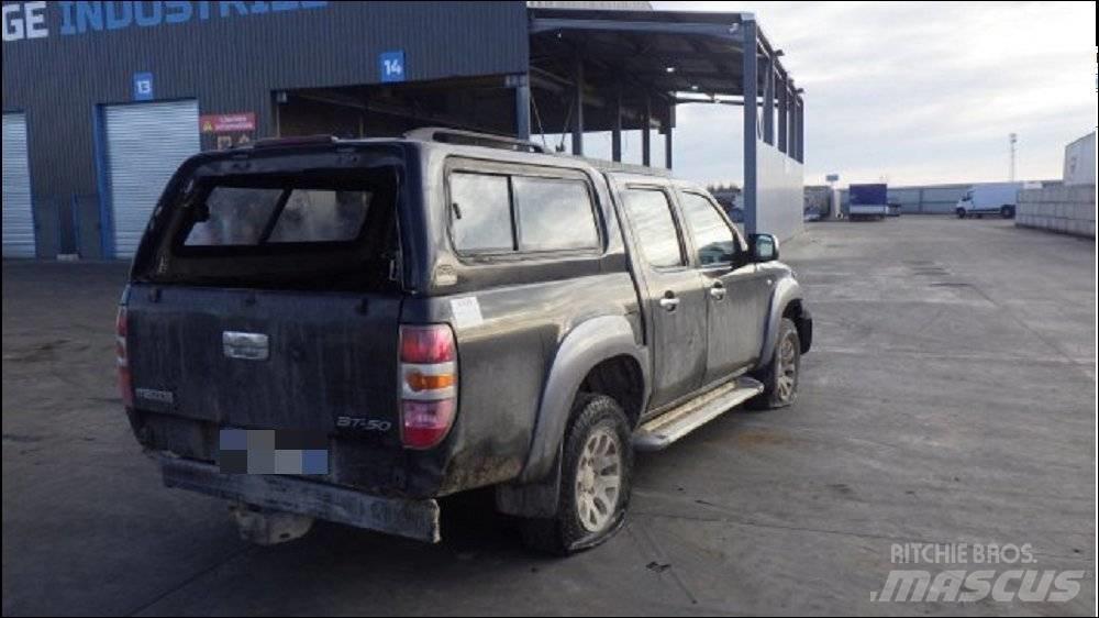 Mazda BT-50 Панельні фургони
