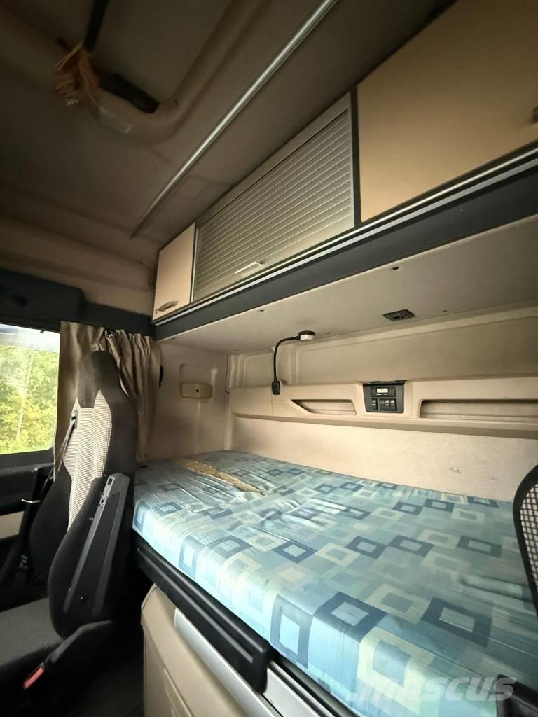 MAN TGX 32.580 Бортові вантажівки