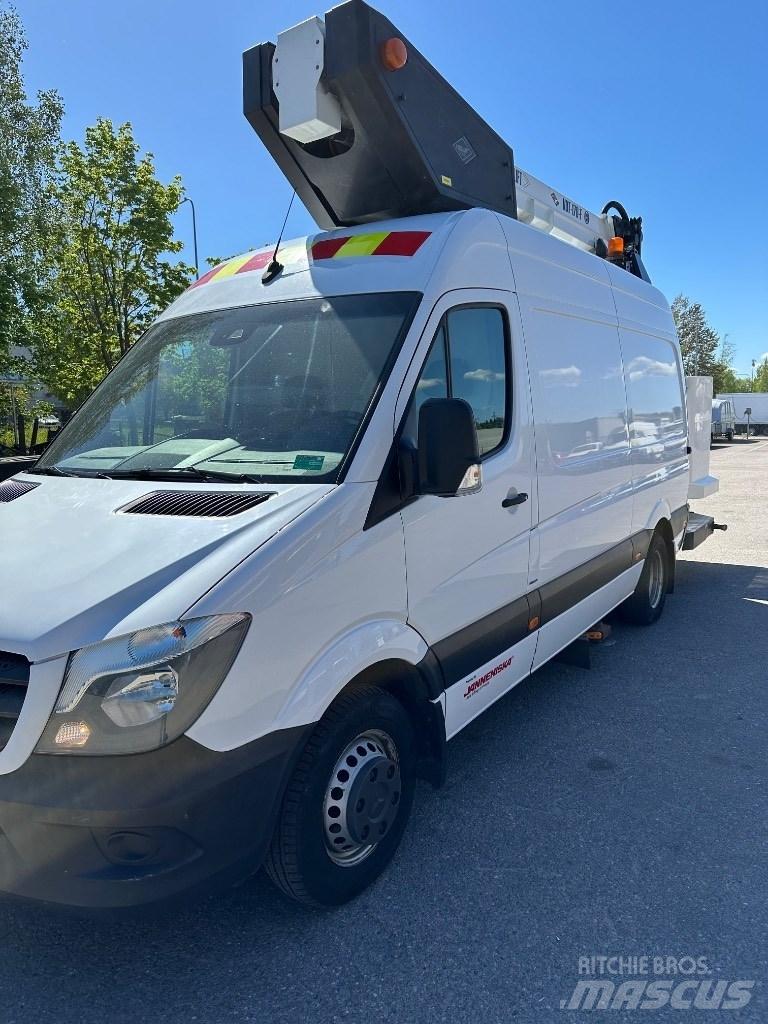 VERSALIFT VDT-170-F Автовишки на базі вантажівки