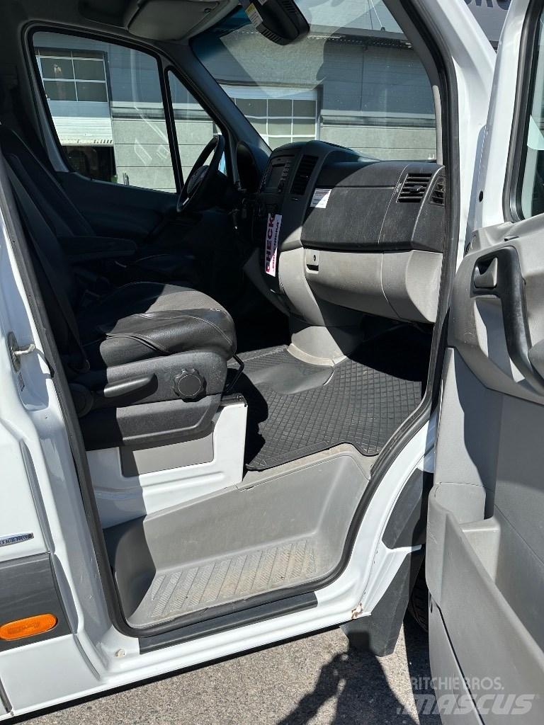 VERSALIFT VDT-170-F Автовишки на базі вантажівки