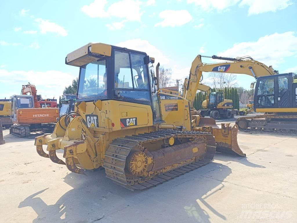 CAT D 4 K Гусеничні бульдозери