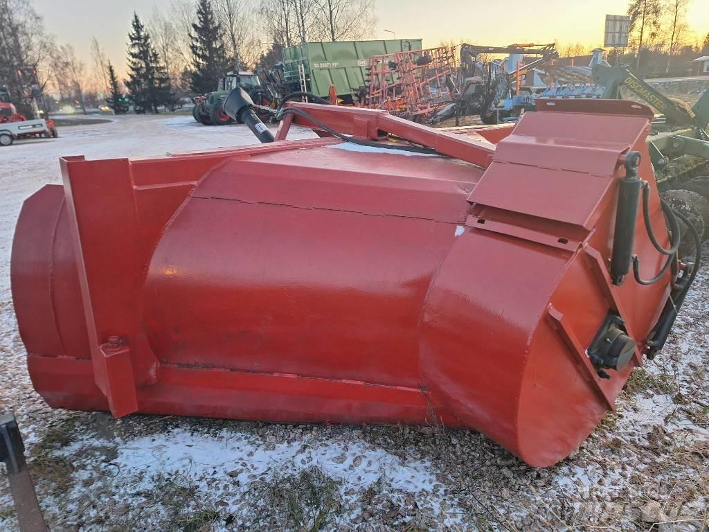TR 270 Снігомітли