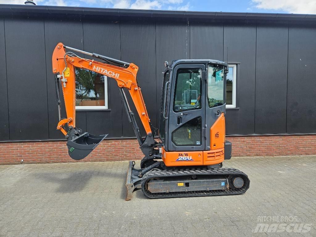 Hitachi ZX 26 Міні-екскаватори < 7т