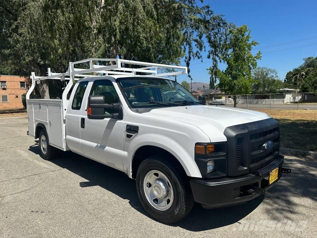 Ford F 250 SD Пікапи / Бічне розвантаження