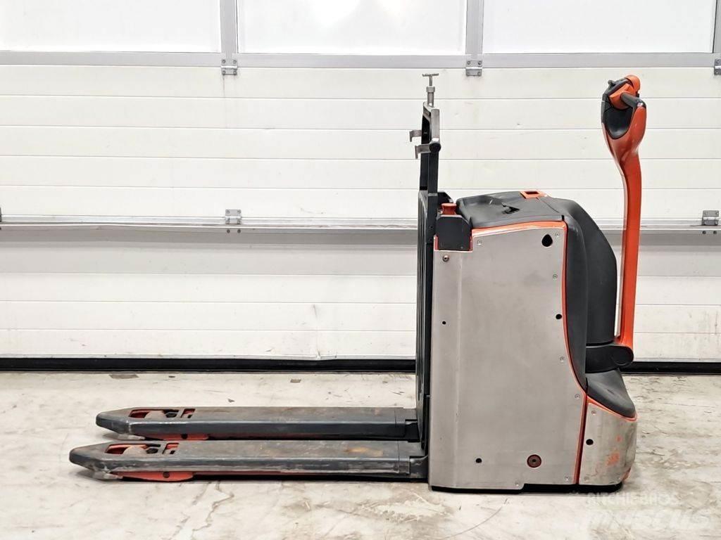 Linde T16L Штабелери