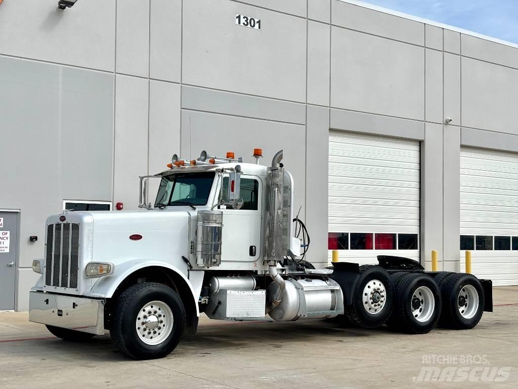 Peterbilt 388 Тягачі