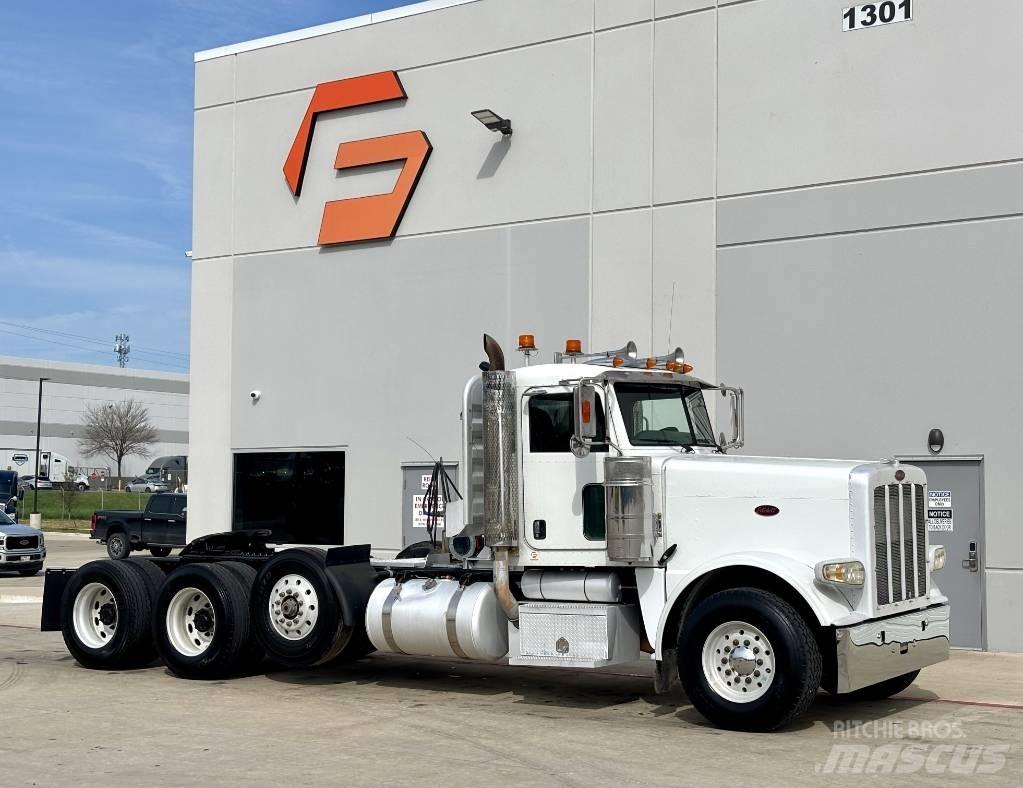 Peterbilt 388 Тягачі