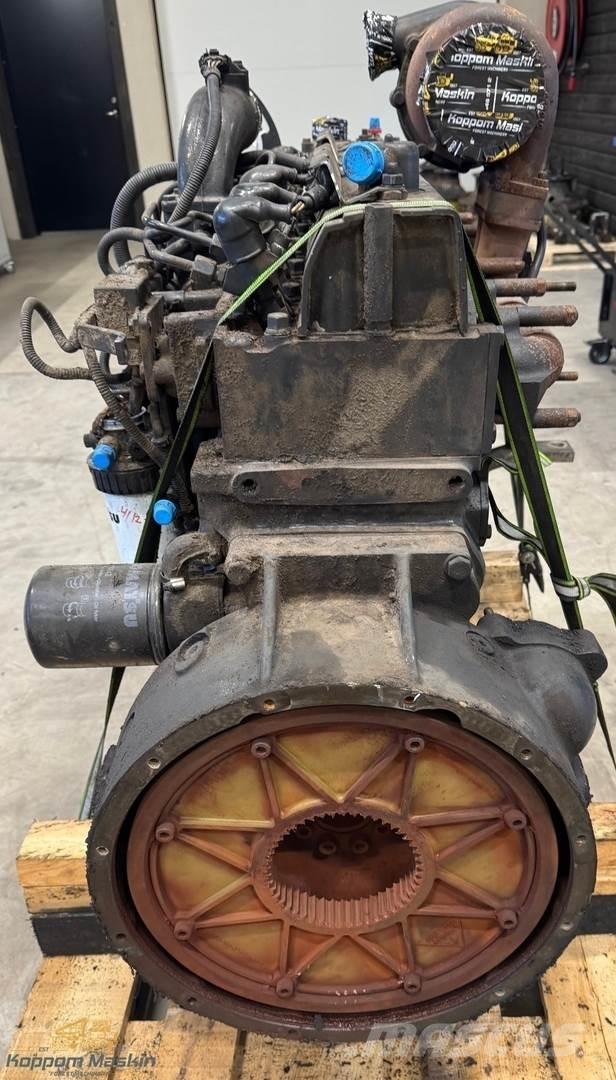 Sisu Valmet 901 Двигуни