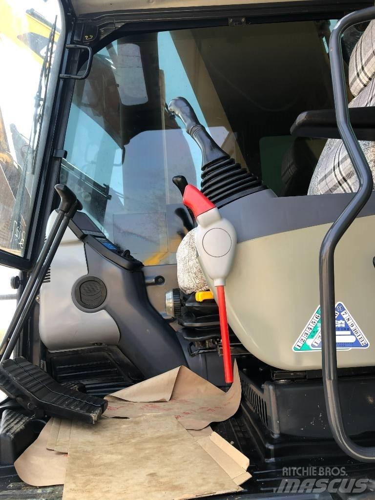 Komatsu 450 Гусеничні екскаватори