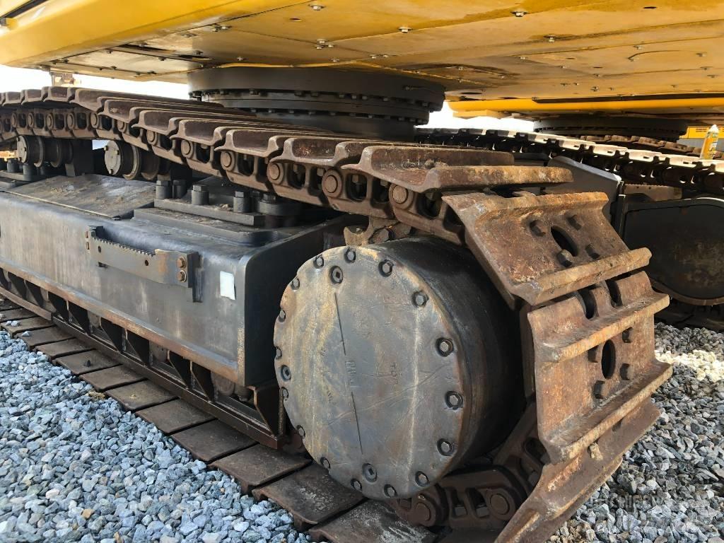 Komatsu 450 Гусеничні екскаватори