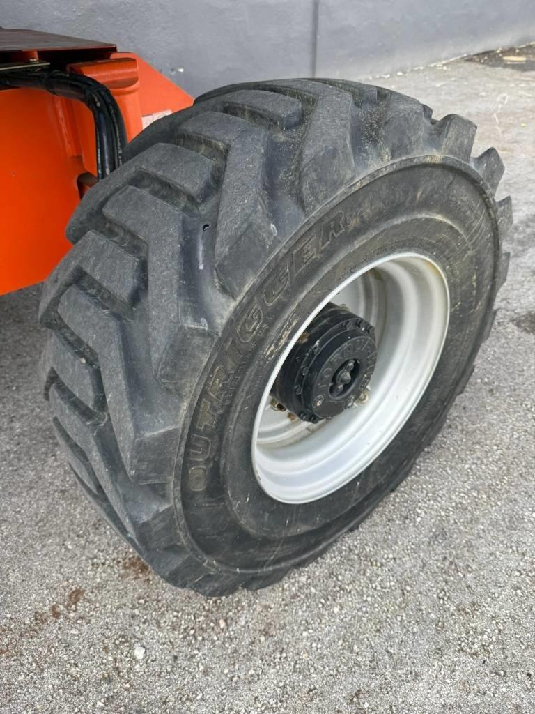 JLG 460 SJ Телескопічні підйомники
