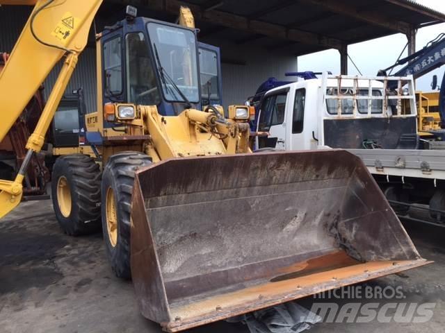 Komatsu WA150-1 Фронтальні навантажувачі