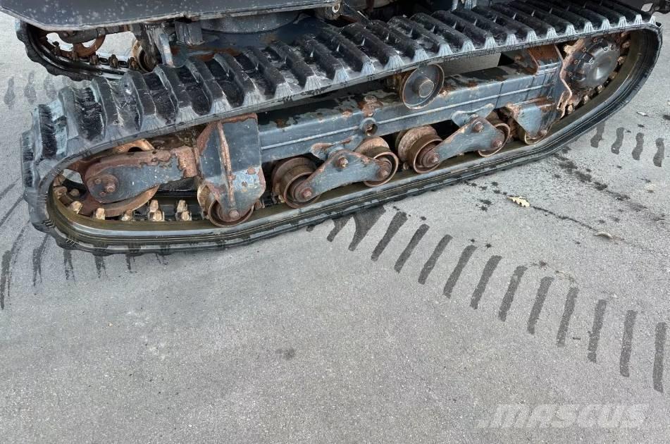 Kubota KC 250 HR-4 Гусеничні самоскиди