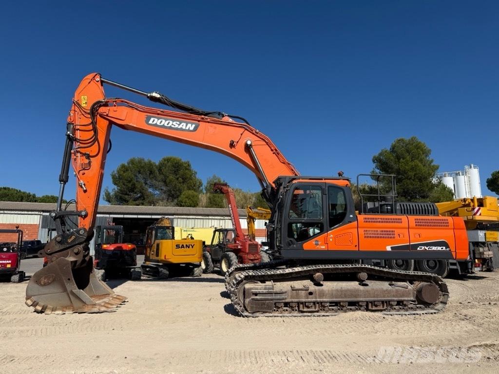 Doosan DX 380 LC Гусеничні екскаватори