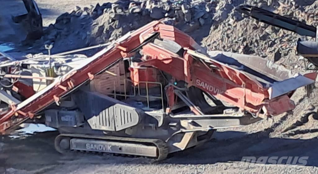 Sandvik QH 332 DDHS Мобільні дробарки