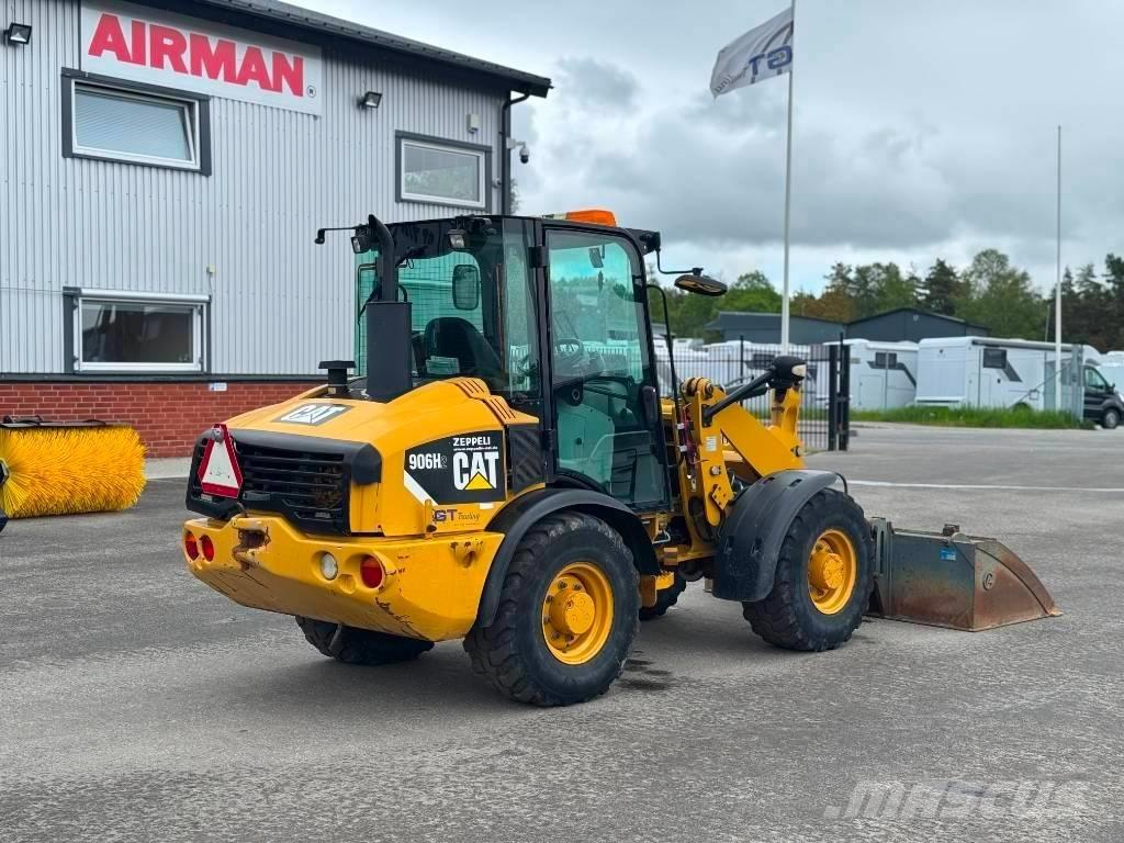 CAT 906 H Фронтальні навантажувачі