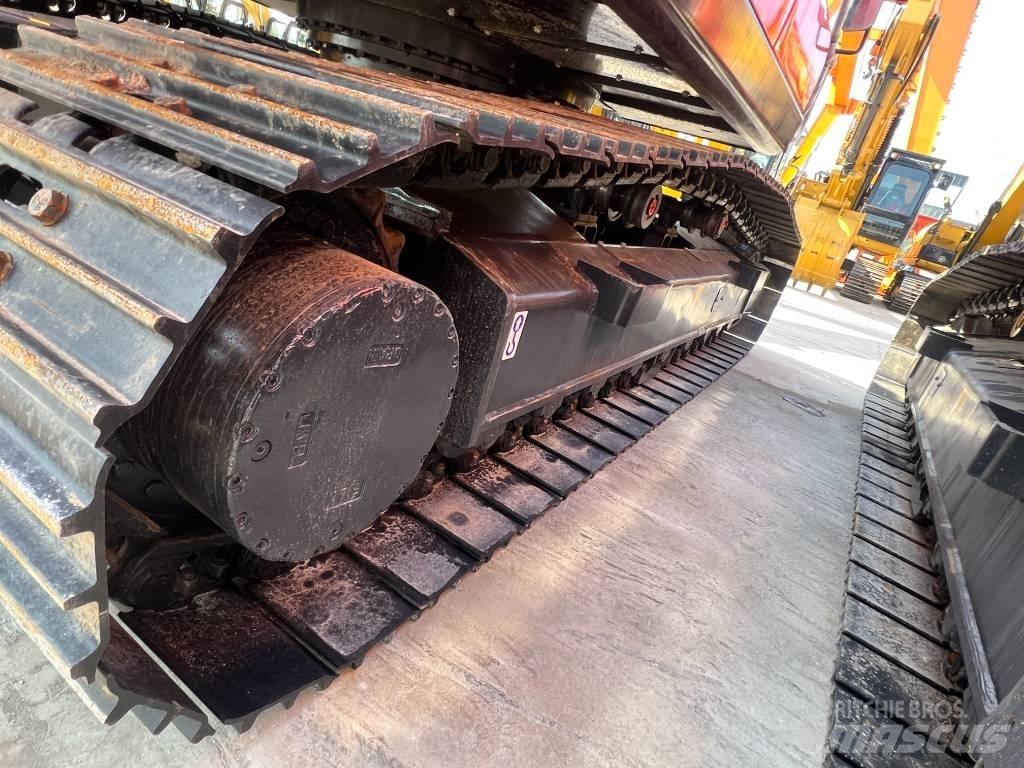 Doosan DX 225 Гусеничні екскаватори