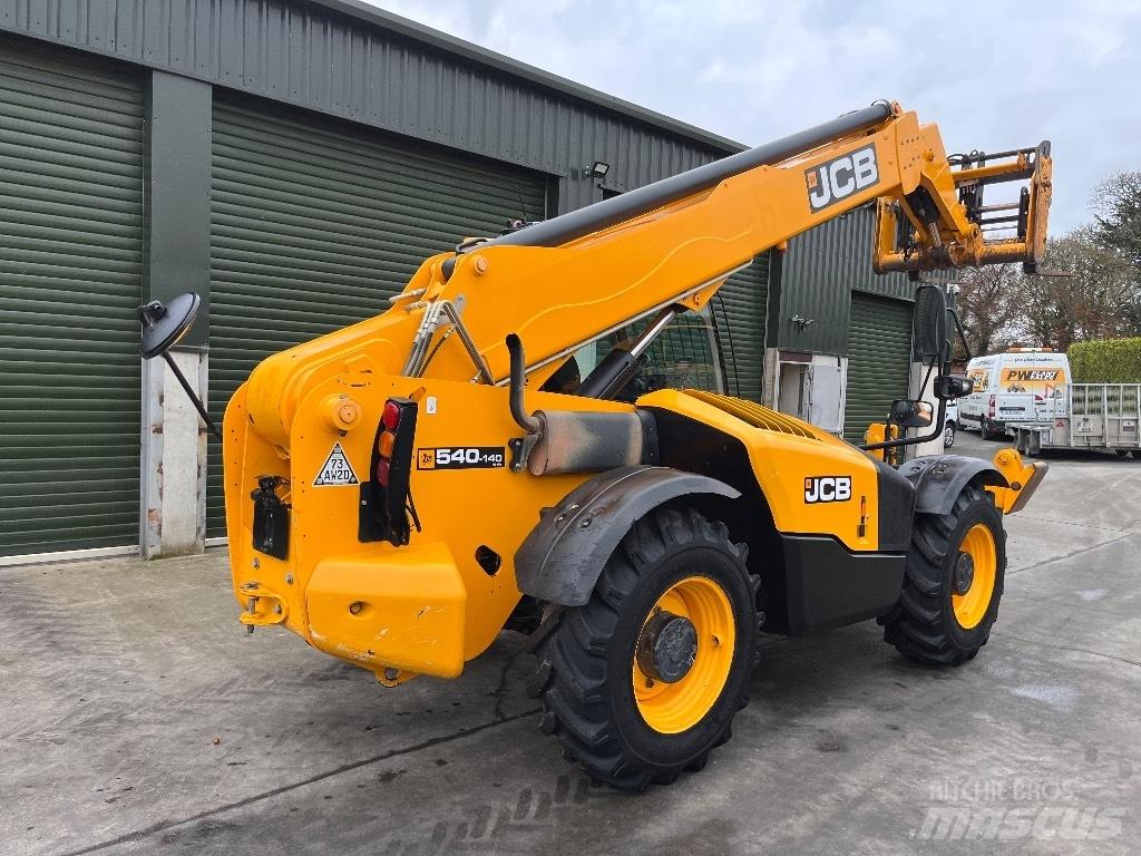 JCB 540-140 Телескопічні навантажувачі