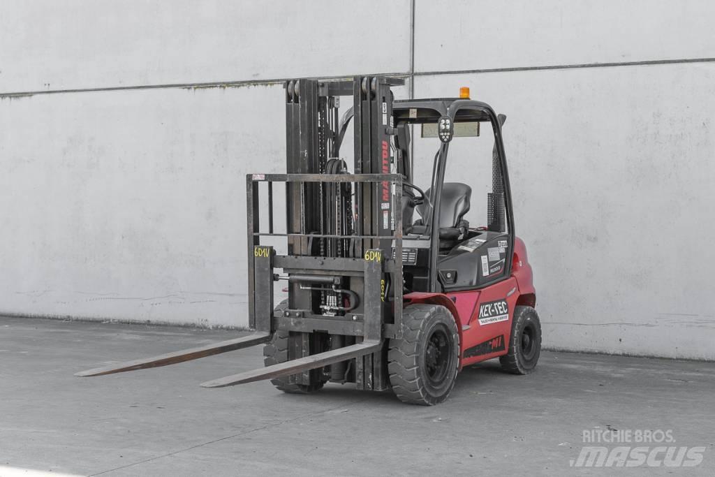 Manitou MI 30 D Дизельні навантажувачі