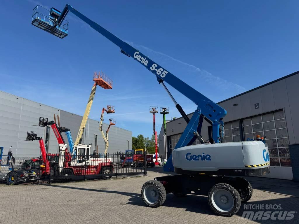 Genie S 65 Телескопічні підйомники