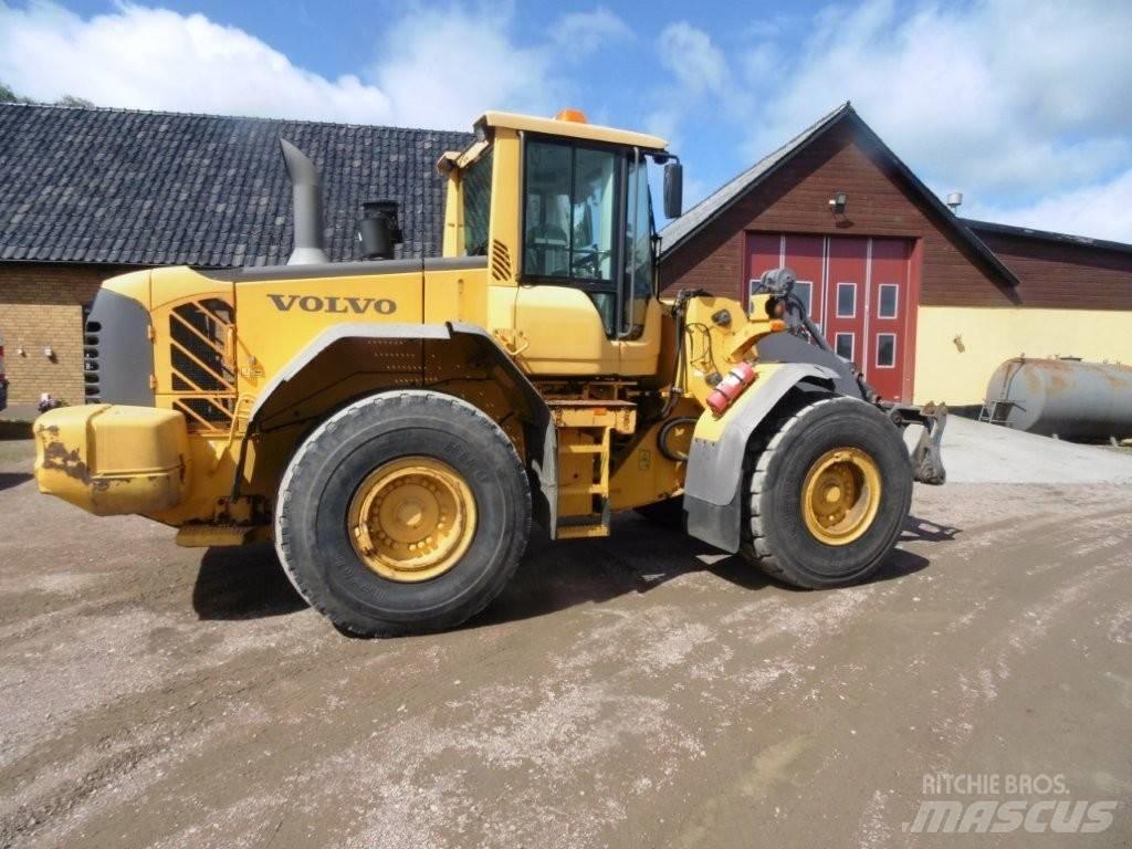 Volvo L 120 F Фронтальні навантажувачі