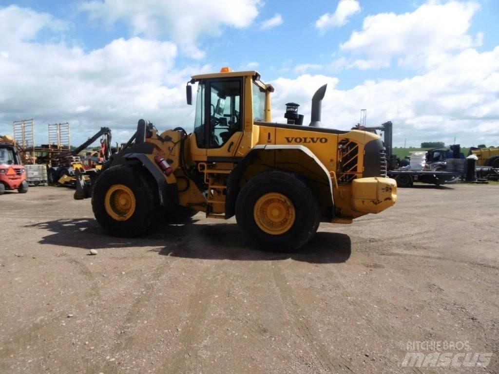 Volvo L 120 F Фронтальні навантажувачі