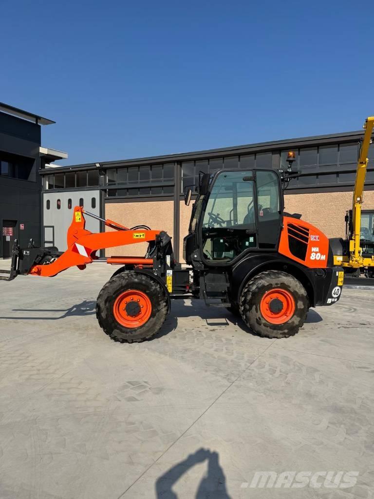 Komatsu WA 80 M-8 Фронтальні навантажувачі