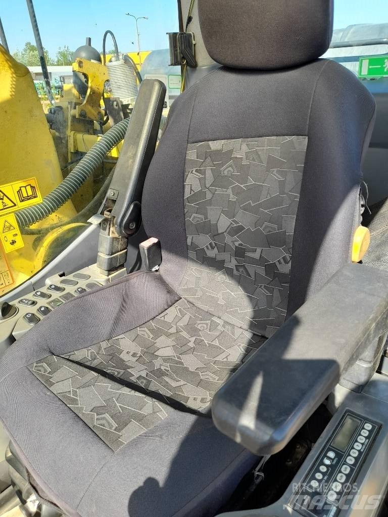 Komatsu PC 290 NLC-8 Гусеничні екскаватори
