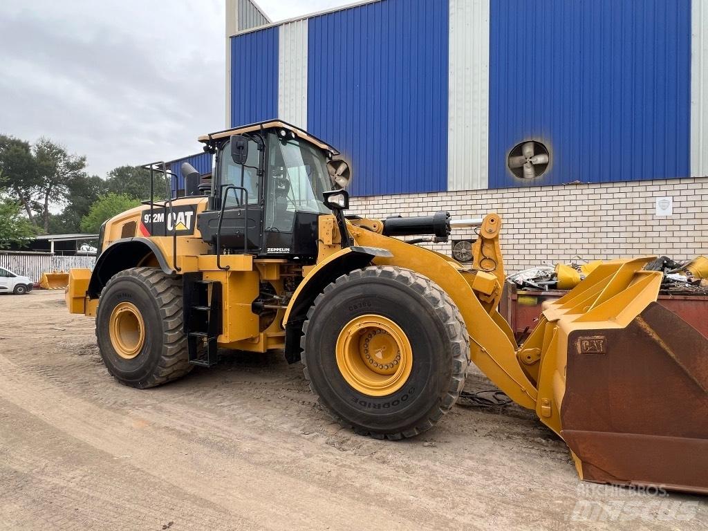 CAT 972 M Фронтальні навантажувачі