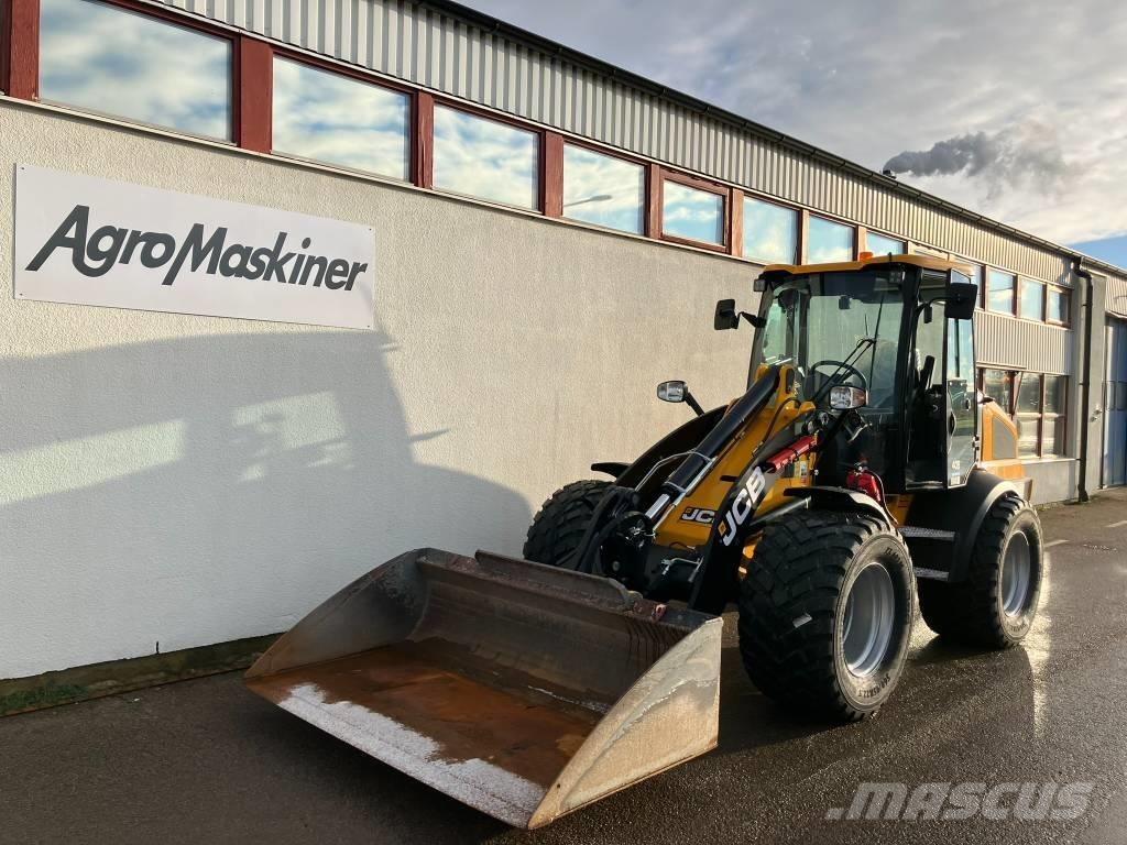 JCB 409 STAGE V - AGRI Малі навантажувачі