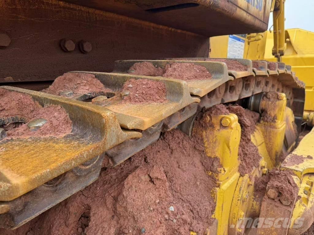 Komatsu D 375 A Гусеничні бульдозери