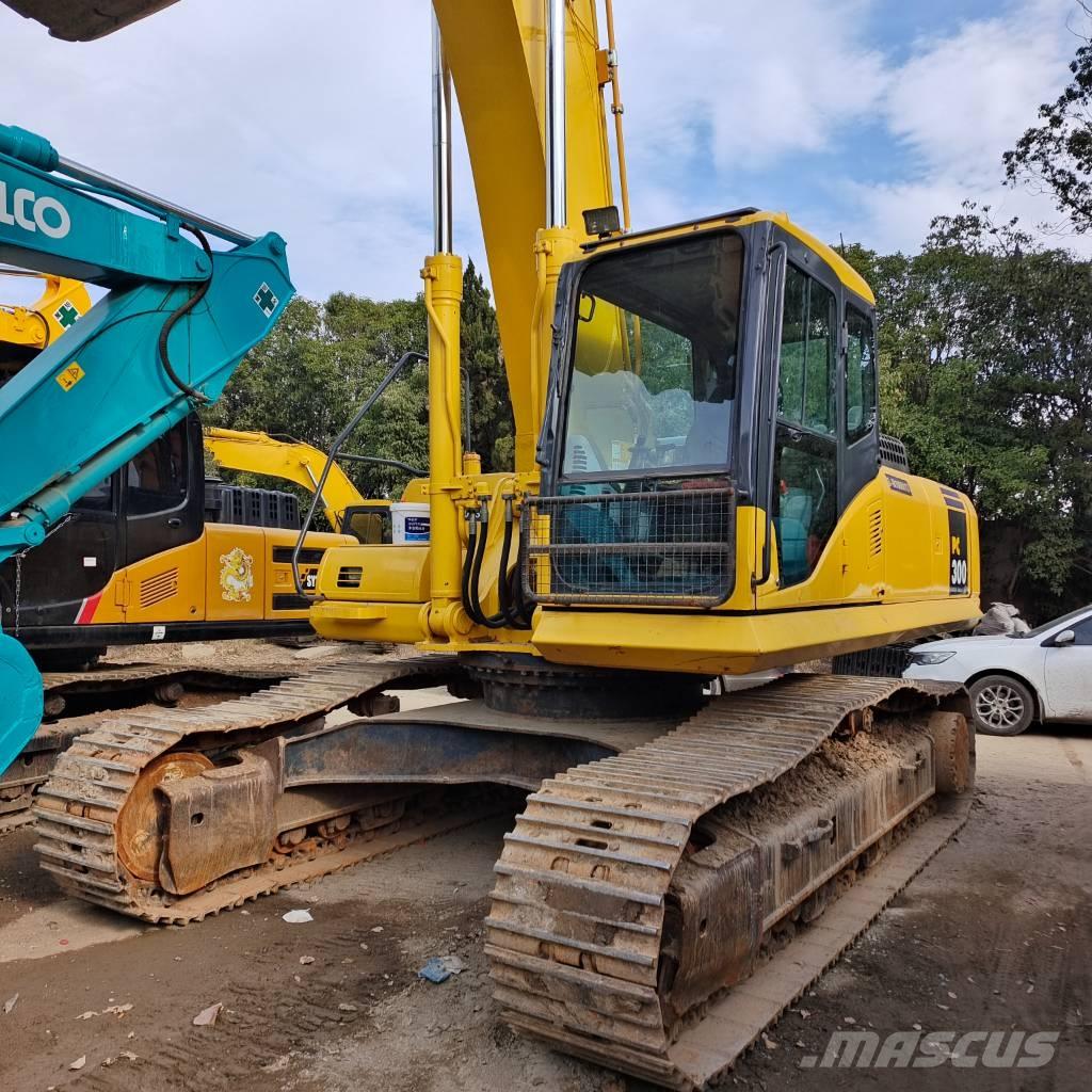 Komatsu PC300-7 Гусеничні екскаватори