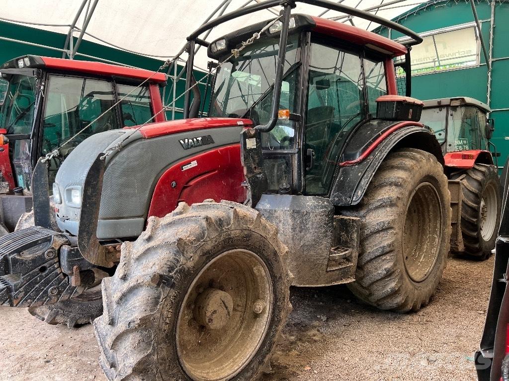 Valtra N 121 Лісогосподарські трактори