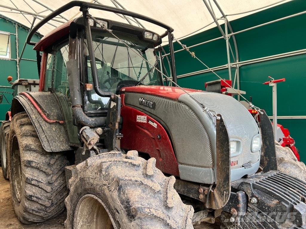 Valtra N 121 Лісогосподарські трактори