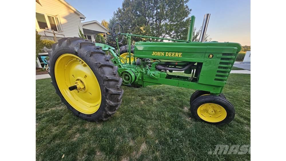 John Deere B Екскаватори