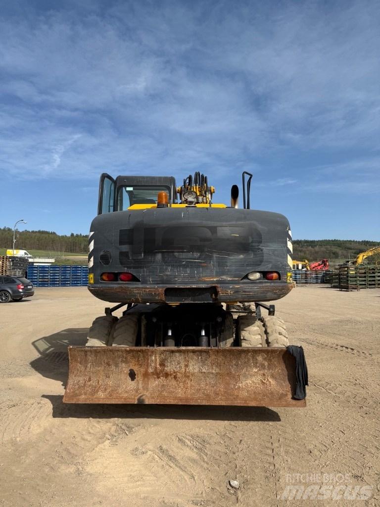 JCB JS 145 W Колісні екскаватори