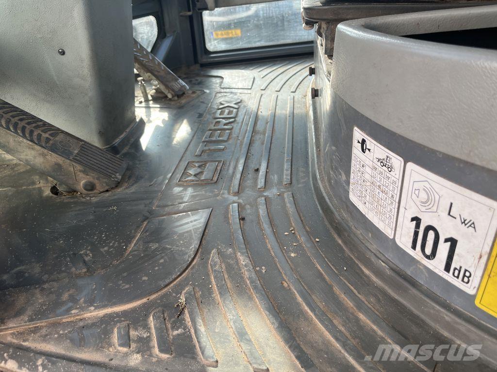 Terex TL100 Фронтальні навантажувачі