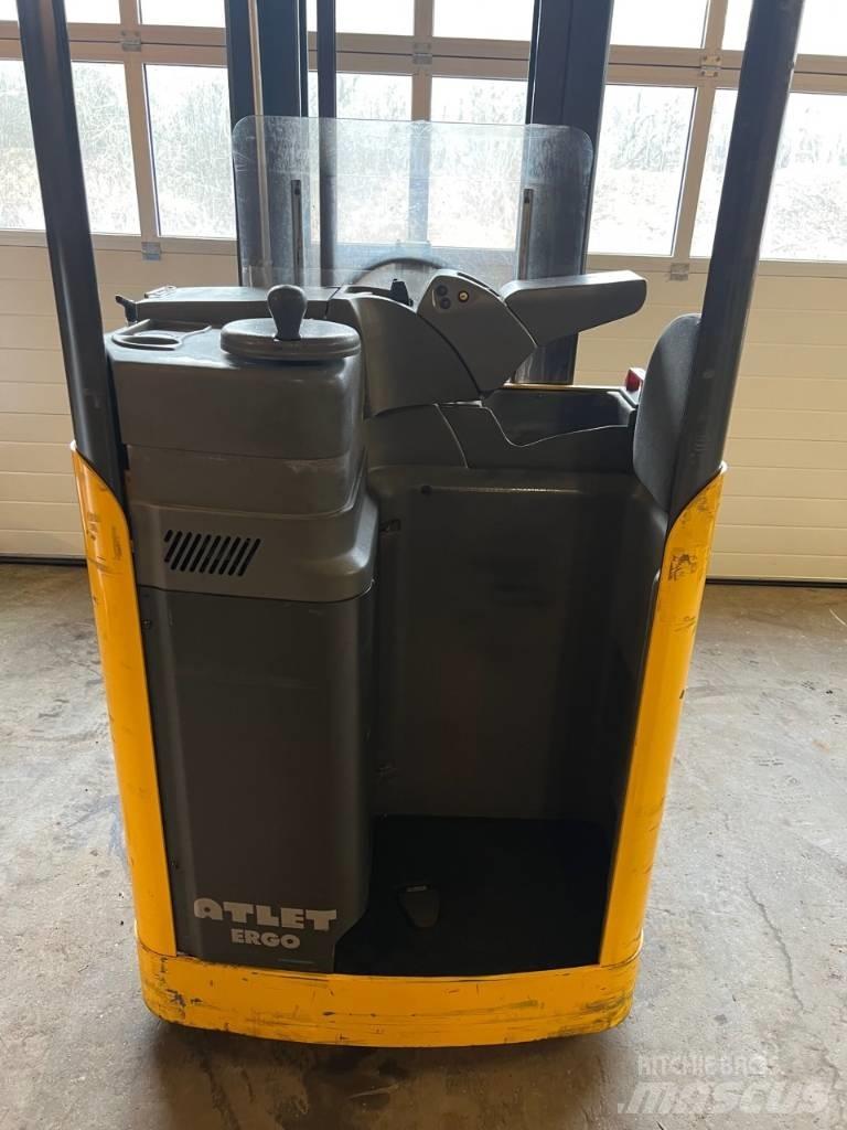 Atlet A/200STFVJN360 Самохідні електроштабелери