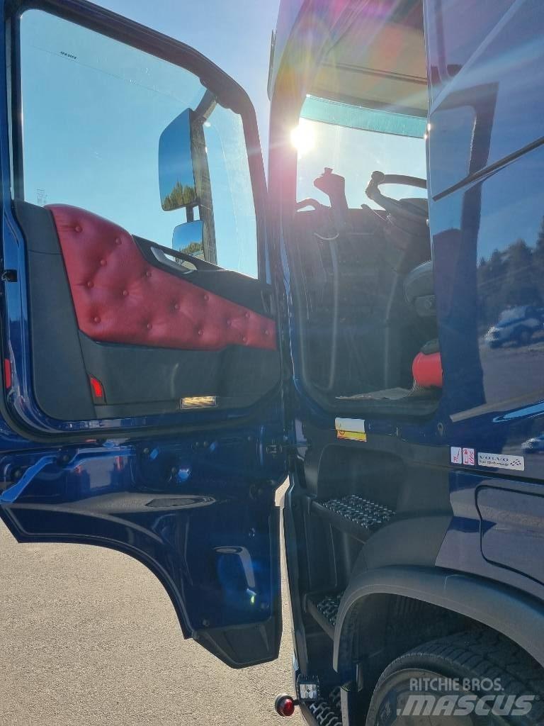 Volvo FH 13 500 TC Вантажівки з гаковим підйомом