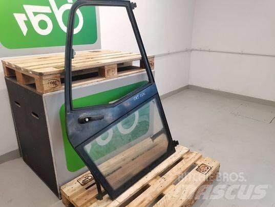 CAT TH407C door Кабіна