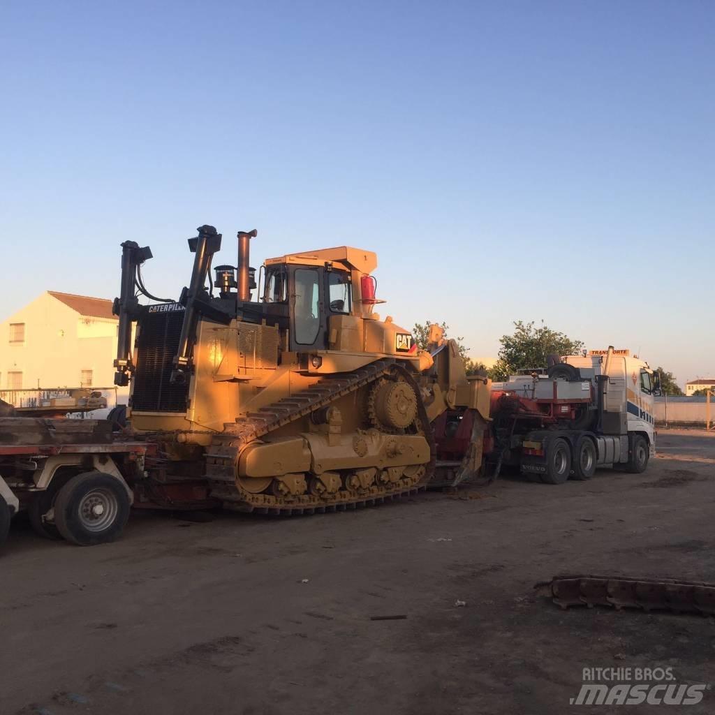 CAT D 9 L Гусеничні бульдозери