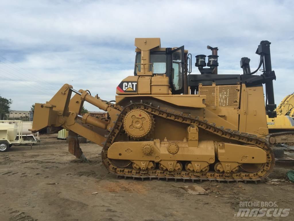 CAT D 9 L Гусеничні бульдозери