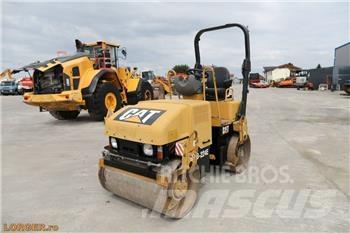 CAT CB 224 E Котки тротуарні