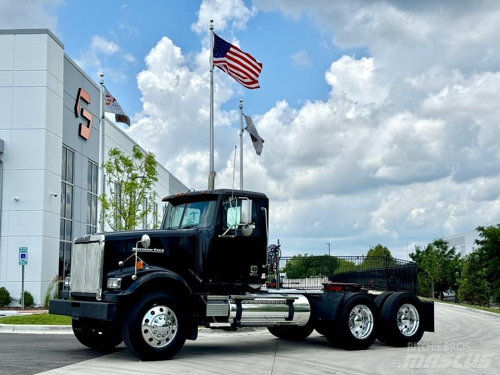 Western Star 4900 SF Тягачі