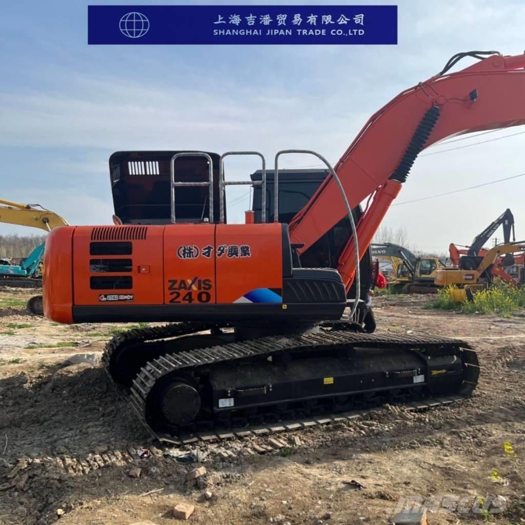 Hitachi ZX 240 Гусеничні екскаватори