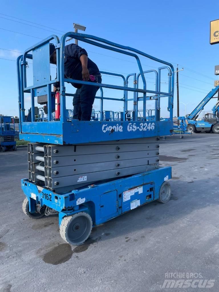 Genie GS 3246 Підйомники-ножиці