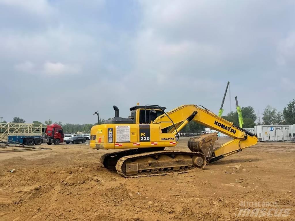 Komatsu pc220-8 Гусеничні екскаватори